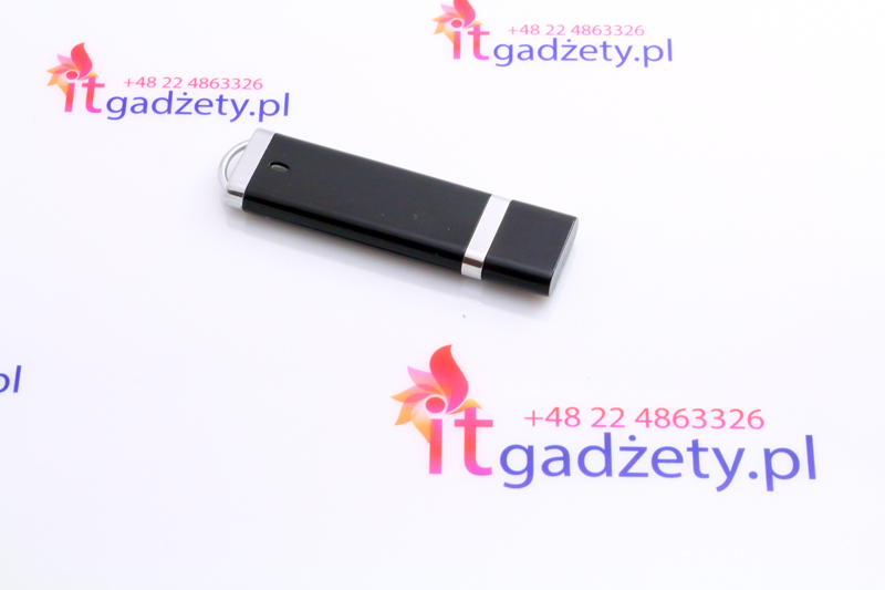 Czarny klasyczny pendrive USB
