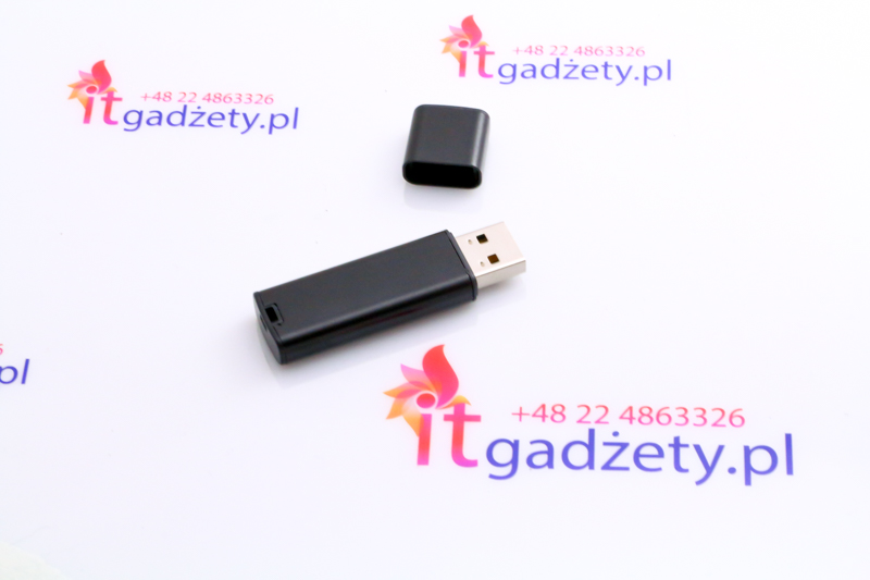 Czarny, niedrogi pendrive pod grawer logo Czarny, niedrogi pendrive pod grawer logo