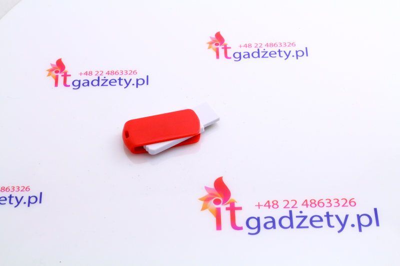 Czerwony pendrive z nadrukiem logo Czerwony pendrive z nadrukiem logo